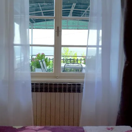Ane Apartamento *