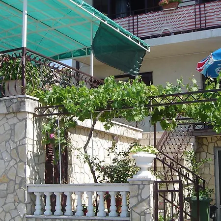 Ane Apartment Dramalj